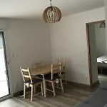 6 Personnes Frontiere Gard Ardeche Vakantiehuis